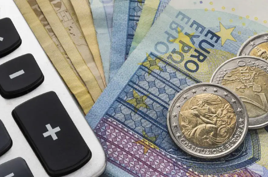 Referenčná suma pre výplatu penzie z druhého piliera na rok 2024 je 651,70 eura