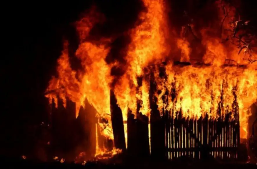 V obci Oravská Lesná v noci horel drevený altánok. Majiteľovi vznikla predbežná škoda, odhadnutá na vyše 8 000,- Eur