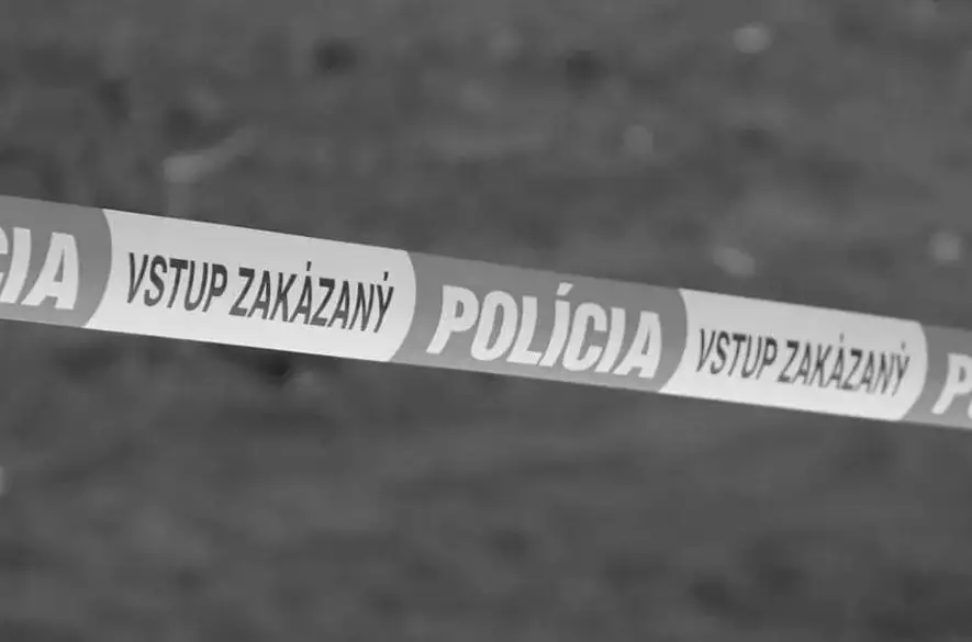 V priestoroch bytu v Bratislave na Ovručskej ulici boli nájdené dve telá bez známok života