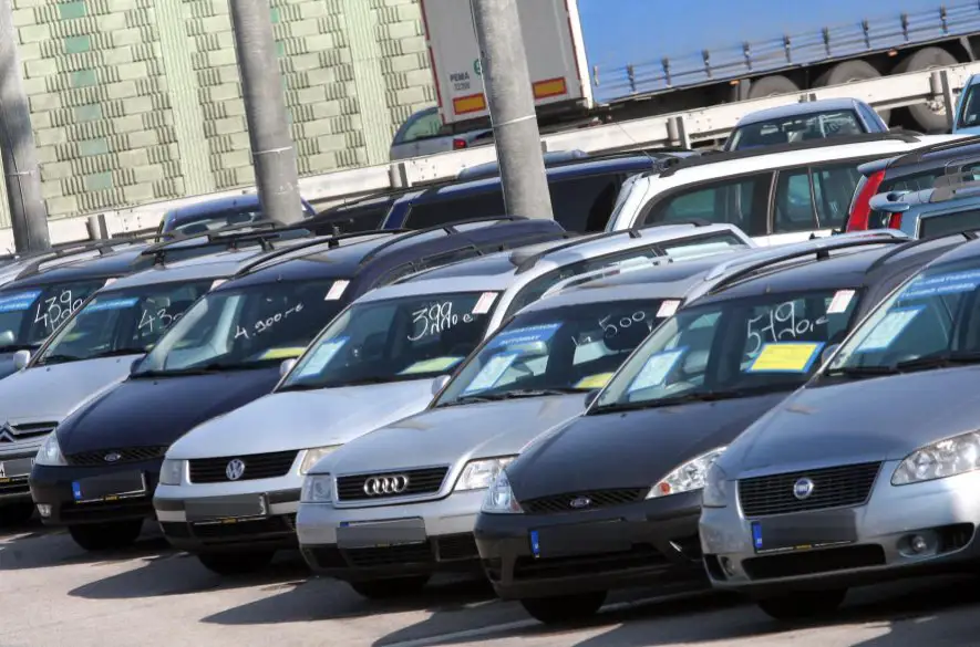 Ceny ojazdených áut na slovenskom trhu medziročne stúpli, v ponuke ich ale bolo viac