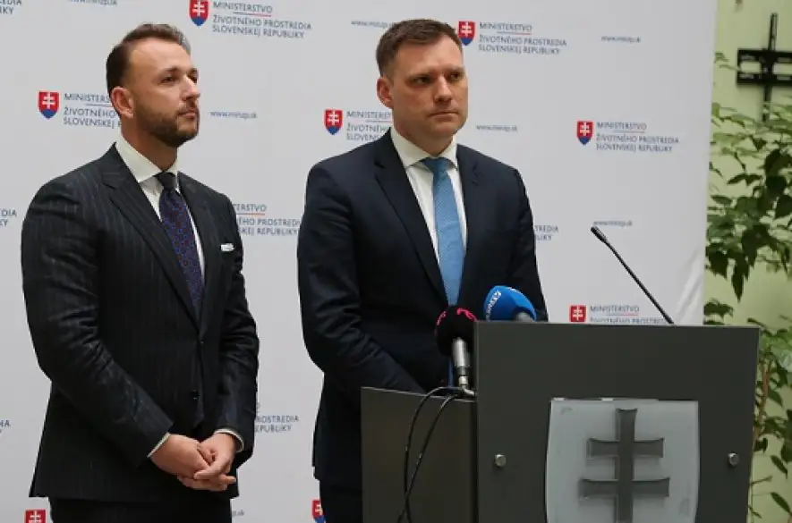 SPOLUPRÁCA:  Ministri Eštok a Taraba rokovali na pracovnom stretnutí aj o  enviropolícii a enviromentálnej záťaži
