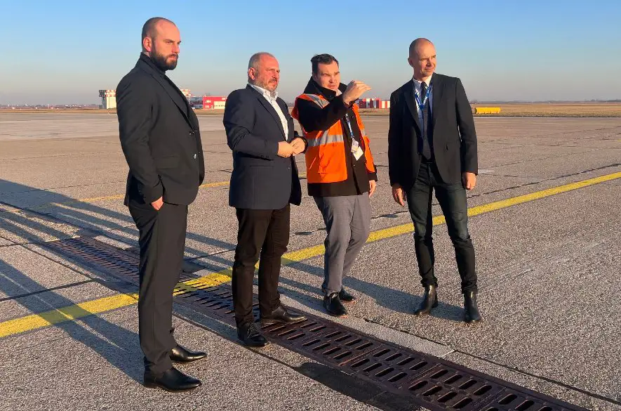 Štátny tajomník Ministerstva opravy Igor Choma pracovne navštívil letisko v Bratislave