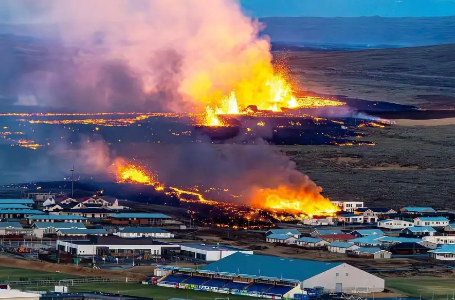 Na Islande došlo k ďalšej erupcii, v meste Grindavík láva pohltila niekoľko domov