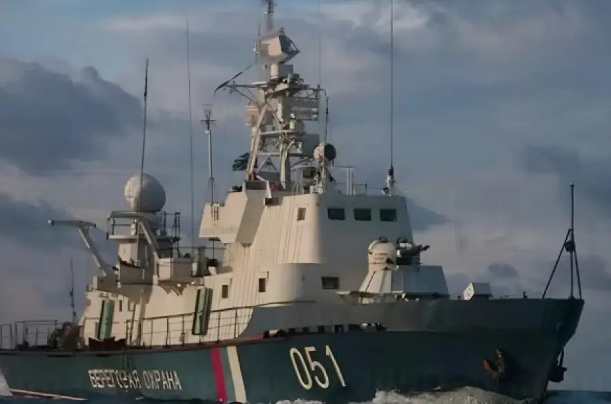 Ukrajinské útoky potopili ruskú korvetu triedy Tarantul, partizáni poskytli satelitné zábery