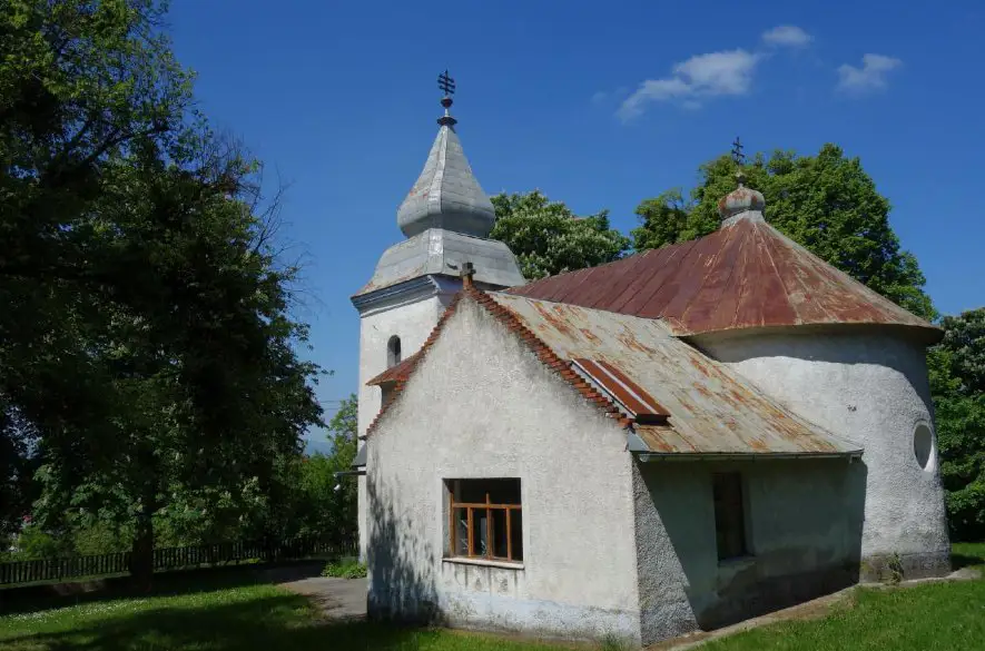 Cirkevnú kaplnku v obci Poša vykradli zlodeji. Páchateľom za to hrozí trest odňatia slobody na tri až desať rokov