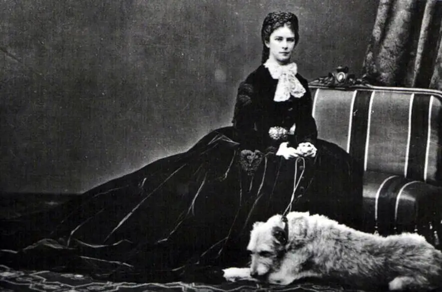 Tajomné ženy minulosti: Deti neľúbila, kaderníčku udierala a aj jedlo odmietala. Zvláštna bola, tá cisárovná Sissi