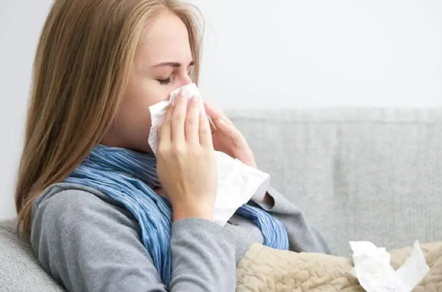 Chorobnosť na akútne respiračné ochorenia, chrípku a CHPO stúpla, informuje ÚVZ SR
