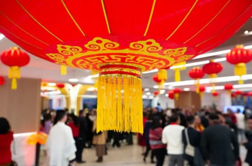 Európa ožíva farbami a kultúrou. Rozmanité oslavy čínskeho nového roka oslavujú rok draka