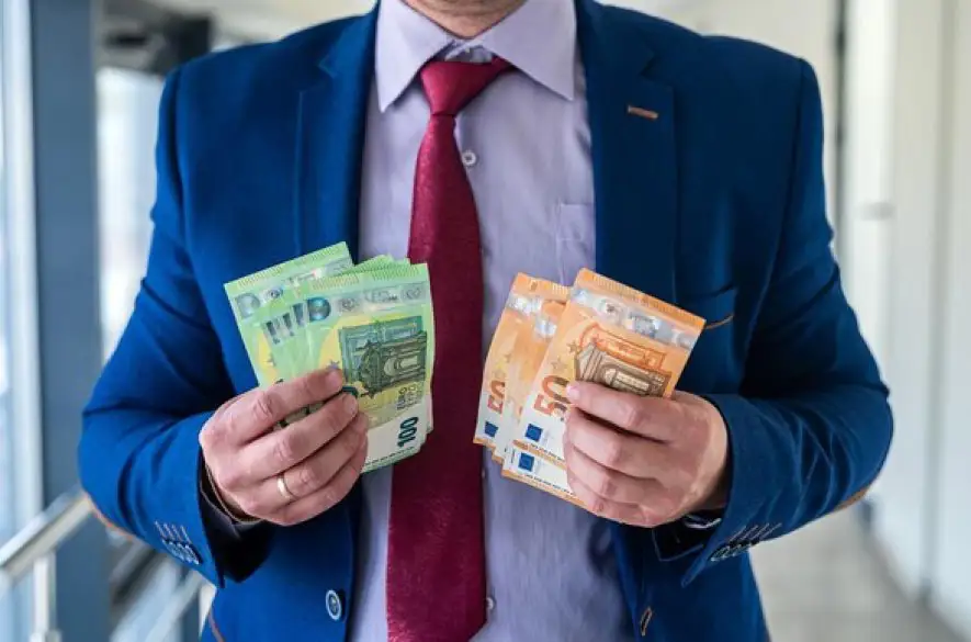 Priemerná mzda na Slovensko siaha ďaleko nad tisíc eur, kraje však majú veľké rozdiely. Pozrime sa na tú v Bratislave