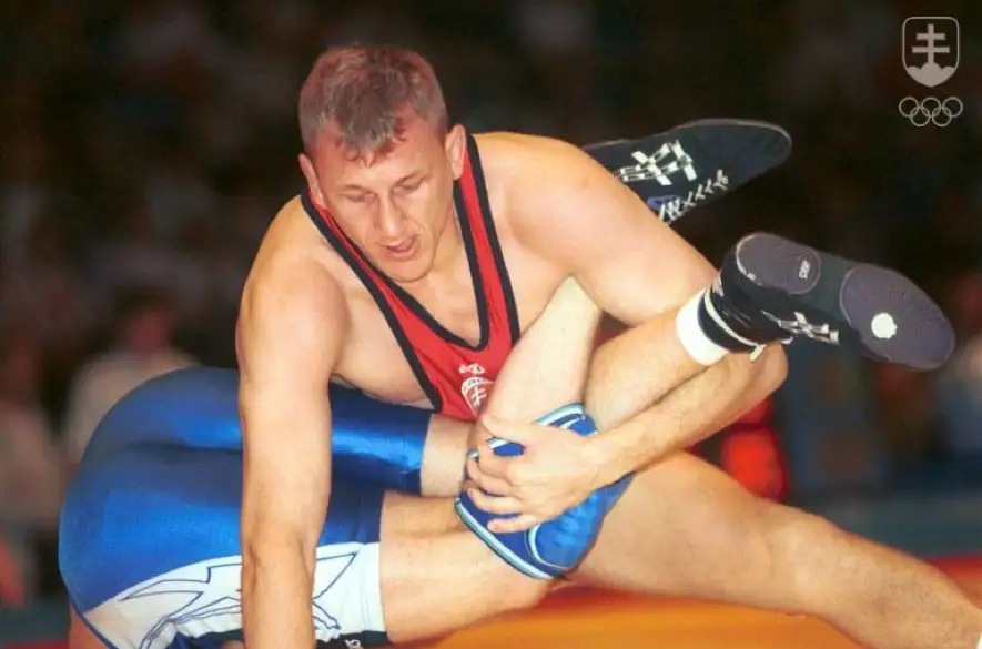 Ocenenie športová legenda získal bývalý zápasník Jozef Lohyňa