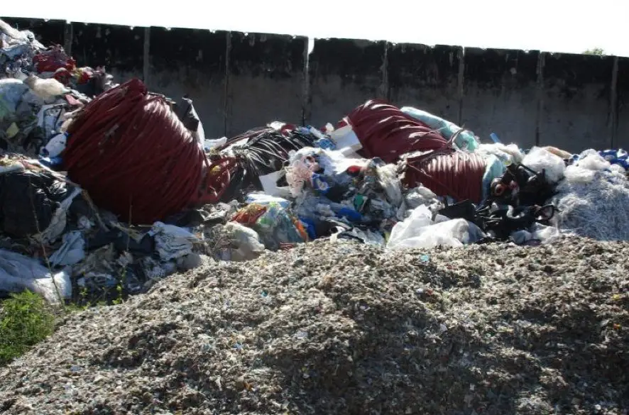 Enviropolícia obvinila Slovákov, ktorí mali navoziť stovky ton odpadu z Poľska a Talianska