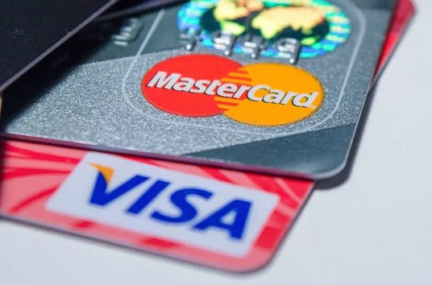 Ešte bezpečnejšie transakcie. Mastercard nasadzuje umelú inteligenciu pre najvyššiu ochranu spotrebiteľov