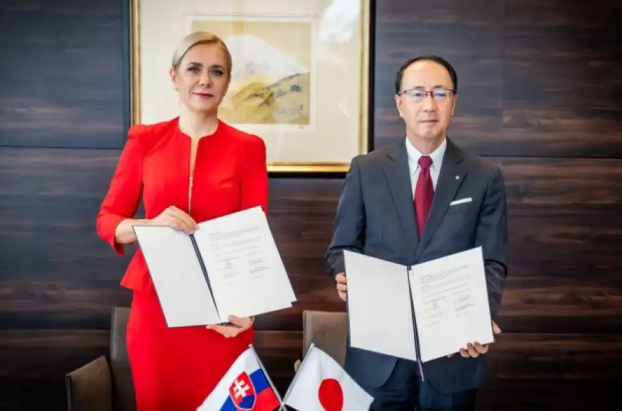 Ministerka Denisa Saková podpísala Memorandum o porozumení s inovatívnym japonským výrobcom fotovoltických panelov