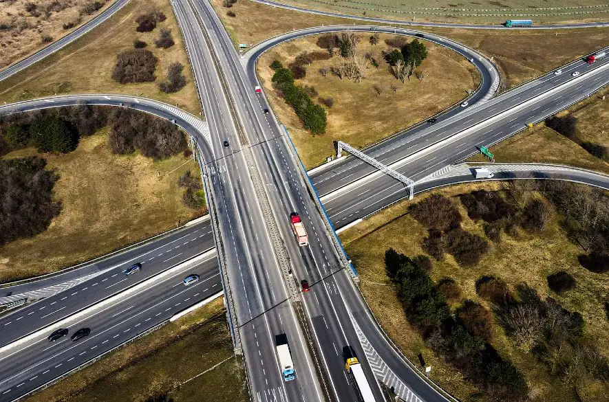 Most v križovatke D1 a R1 pri Trnave sa dočká komplexnej opravy