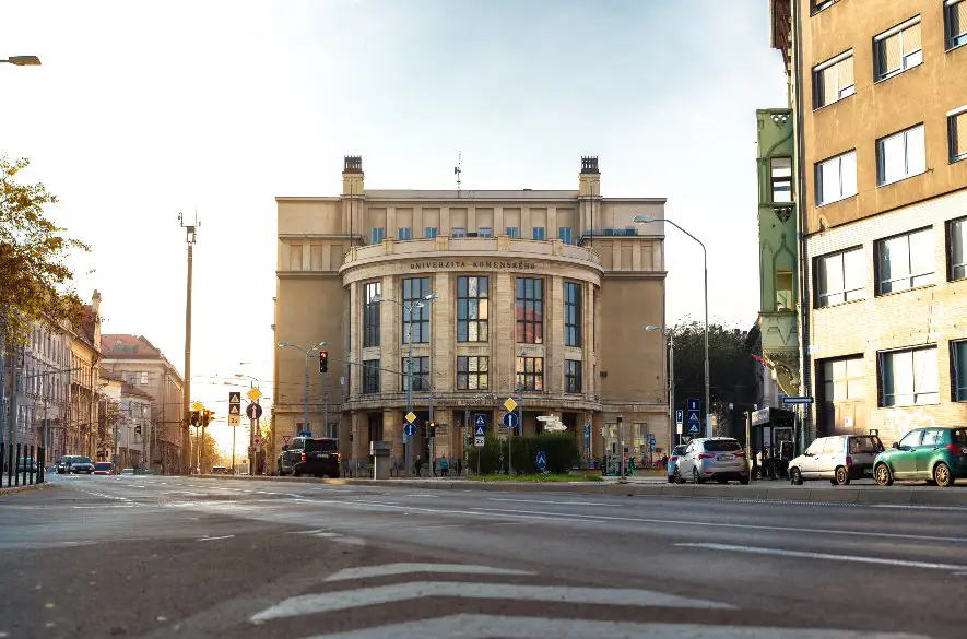 Univerzita Komenského začína letný semester. Prebieha nezávislý bezpečnostný audit!