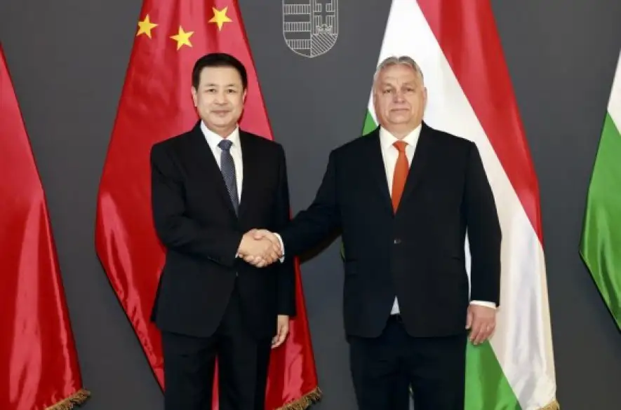 Maďarský premiér Orbán: Maďarsko je pripravené prehĺbiť priateľstvo s Čínou