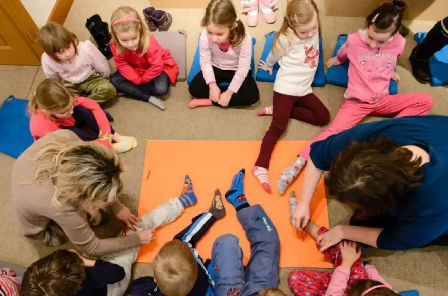 Odborníci z ÚVZ radia: Pri deťoch treba počas chrípkovej sezóny dbať na prevenciu