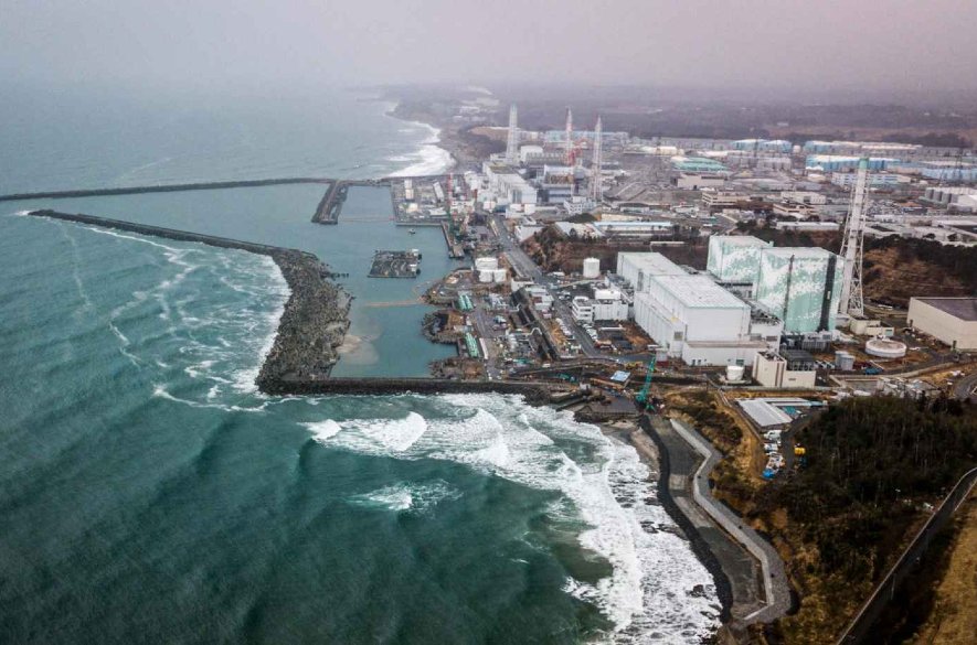 Prevádzkovateľ elektrárne Fukušima bol vyzvaný k zaisteniu jadrovej bezpečnosti. Únik rádioaktívnej vody sa stal aj v minulosti