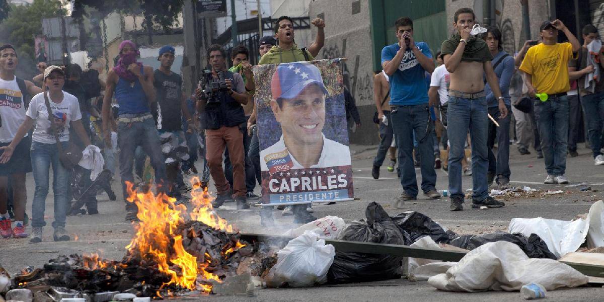 Povolebné násilnosti si vo Venezuele vyžiadali štyri obete