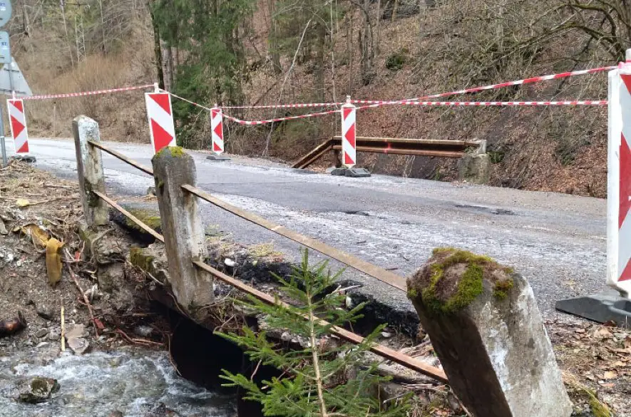 Na moste v katastri územia Korytnica bude kvôli prívalovým dažďom vyhlásená mimoriadna situácia