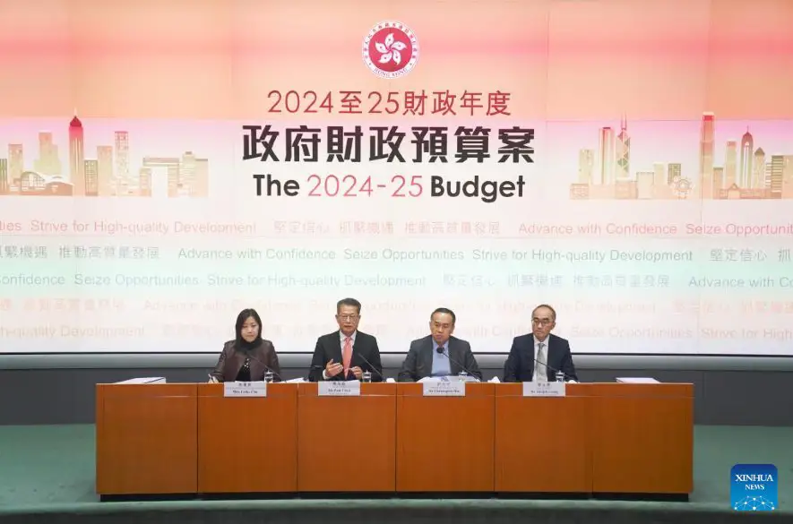 Hongkong predstavil nový rozpočet na zvýšenie dôvery a konsolidáciu rastu
