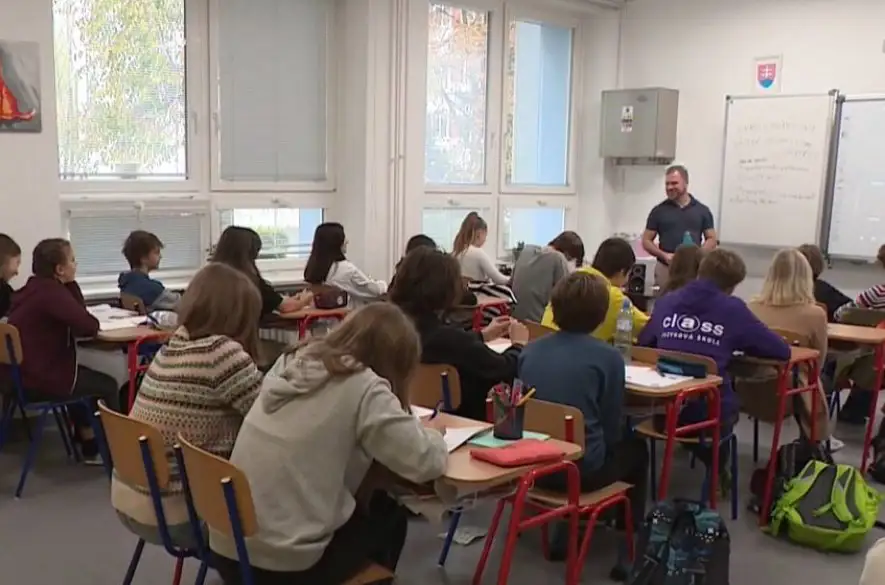 Súkromné školy poskytujú podobnú kvalitu vzdelávania ako štátne, zistila inšpekcia. Mali by byť však lepšie