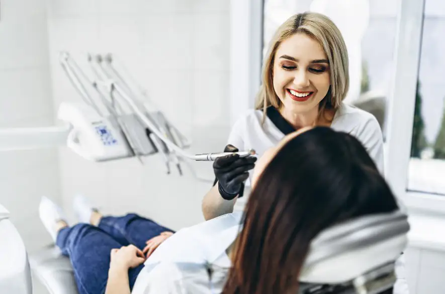 Zubní lekári pripomínajú dôležitosť starostlivosti o ústne zdravie