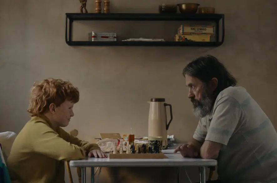 Do kín prichádza islandsko-slovenský film SAMOTA. Dráma si divákov získala už minulý rok