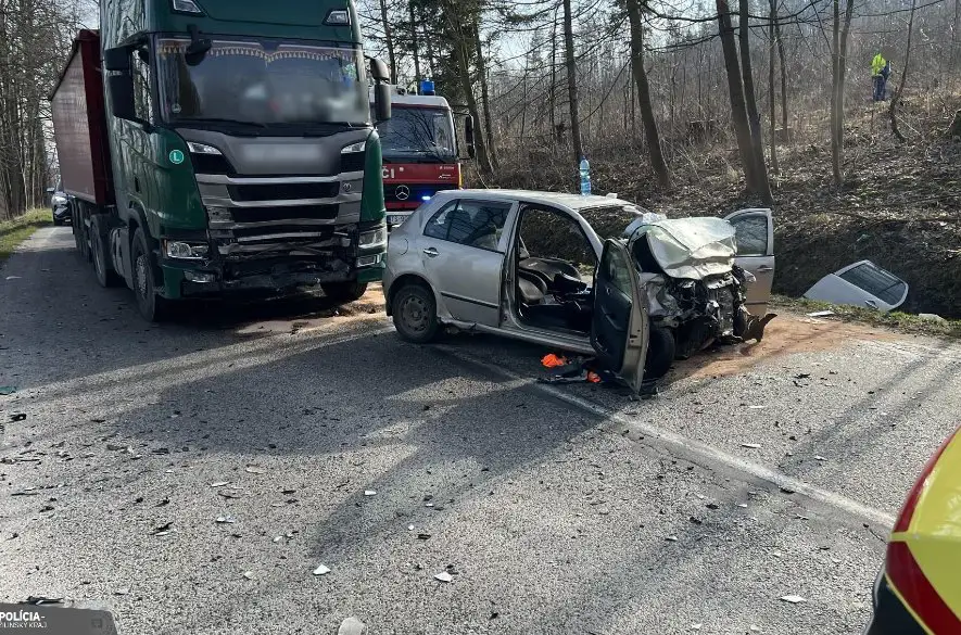 V obci Štefanov nad Oravou došlo k dopravnej nehode. Zavinil ju len 18-ročný vodič
