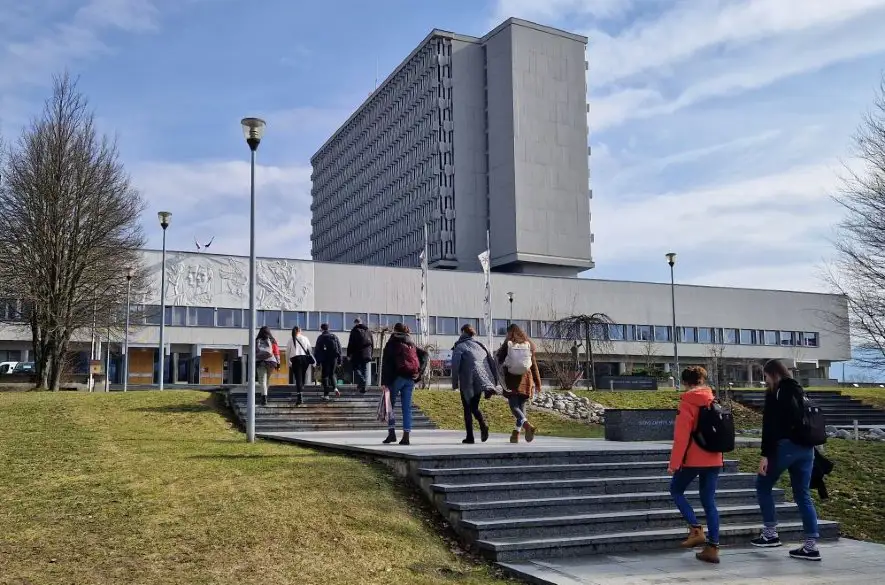 Slovenská národná knižnica čelí útoku hekerov. Rezort kultúry zvažuje personálne zmeny