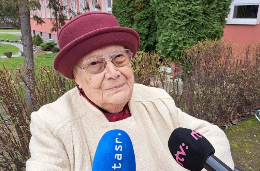 Má viac ako 100 rokov a dosiaľ nevynechala žiadne voľby: Pani Méta už za svojho prezidentského kandidáta zahlasovala