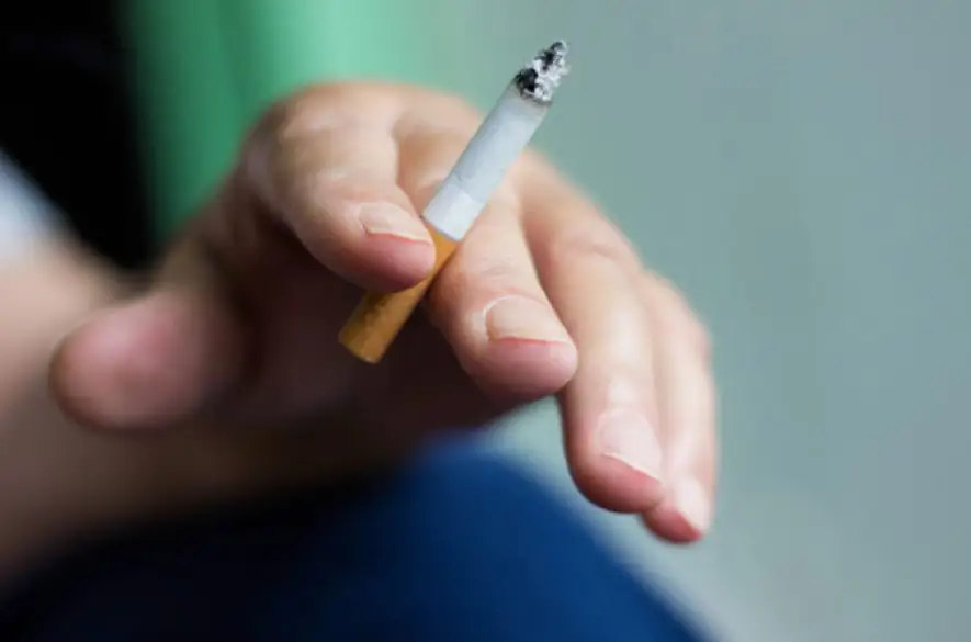 Fajčenie na verejných miestach ako prvé na svete pred 20 rokmi zakázalo Írsko. Ako sme na tom v EÚ?