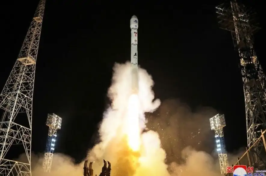 Severná Kórea odpálila balistickú strelu do Japonského mora