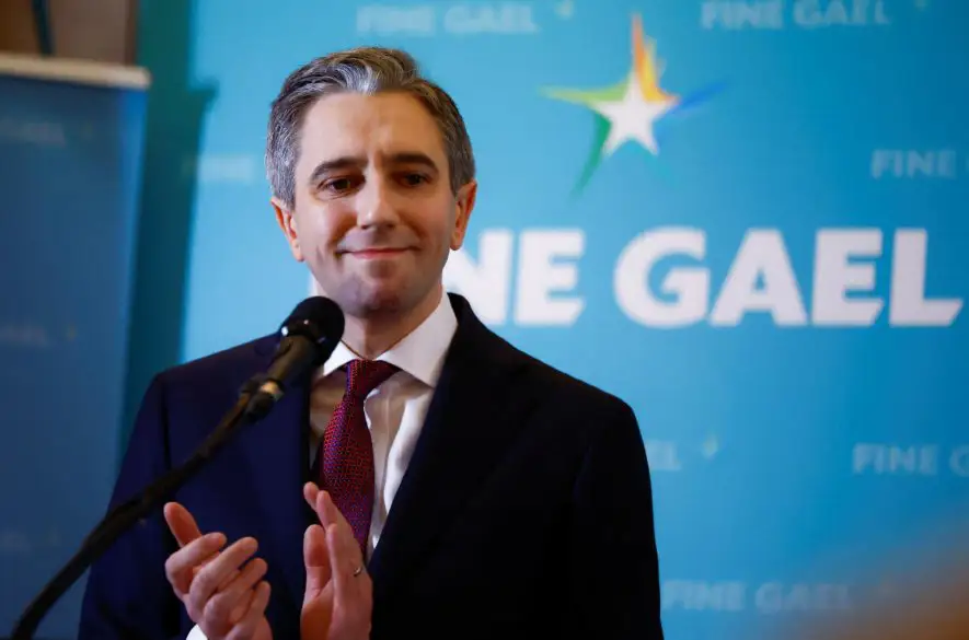 Írsko má najmladšieho premiéra v histórii. Harris získal podporu parlamentu
