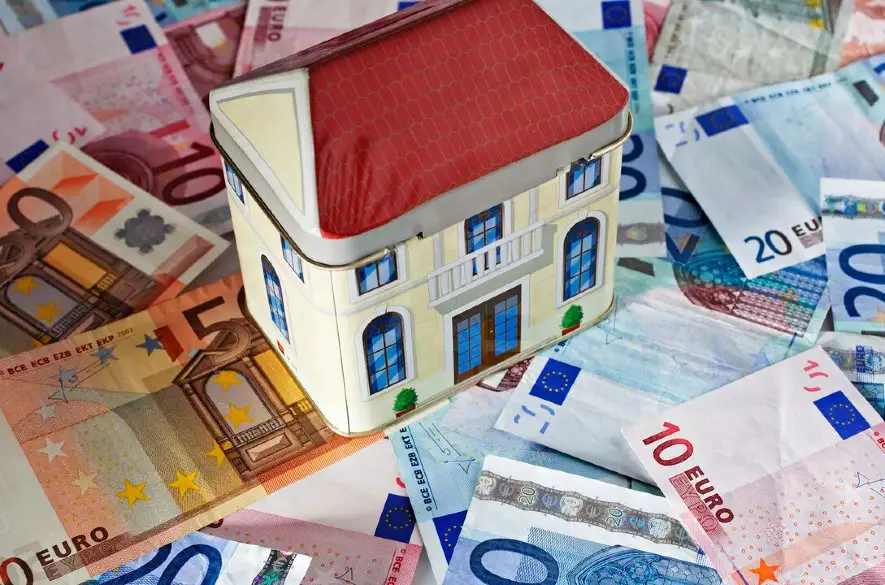 Podľa Národnej banky je poskytovanie hypoték už rok stabilné
