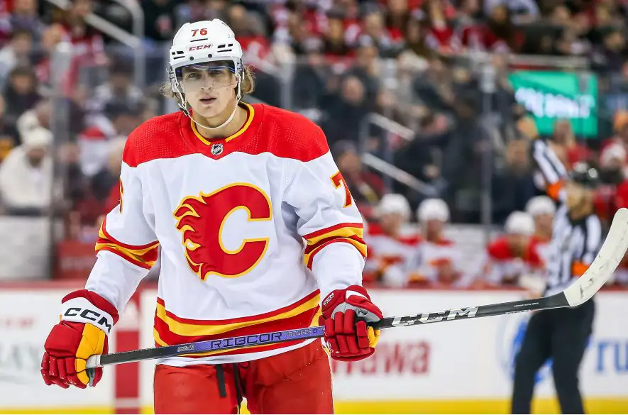 NHL: Martin Pospíšil prispel asistenciou k výhre Flames, Tomáš Tatar do hry nezasiahol