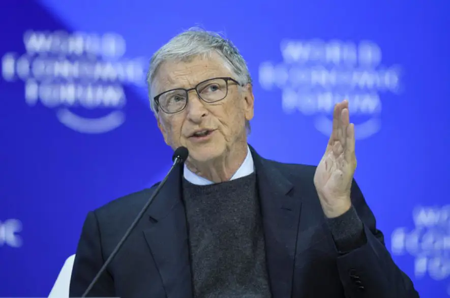 Miliardár Bill Gates odhaľuje 3 úlohy, ktoré sú podľa neho najviac imúnne voči prevzatiu AI