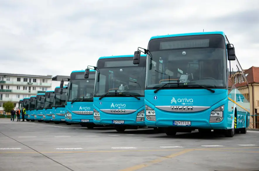 V Zlatých Moravciach zrušili mestské autobusy. Miestnym ponúkli alternatívu, záujem o ňu nie je