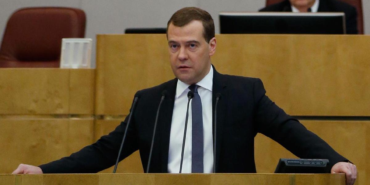 Medvedev odvolal šéfa pošty kvôli meškaniu zásielok