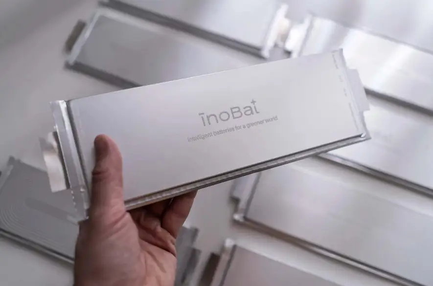 InoBat hlási prvé slovenské batérie do elektromobilov a na Slovensko prináša aj úplne novú profesiu