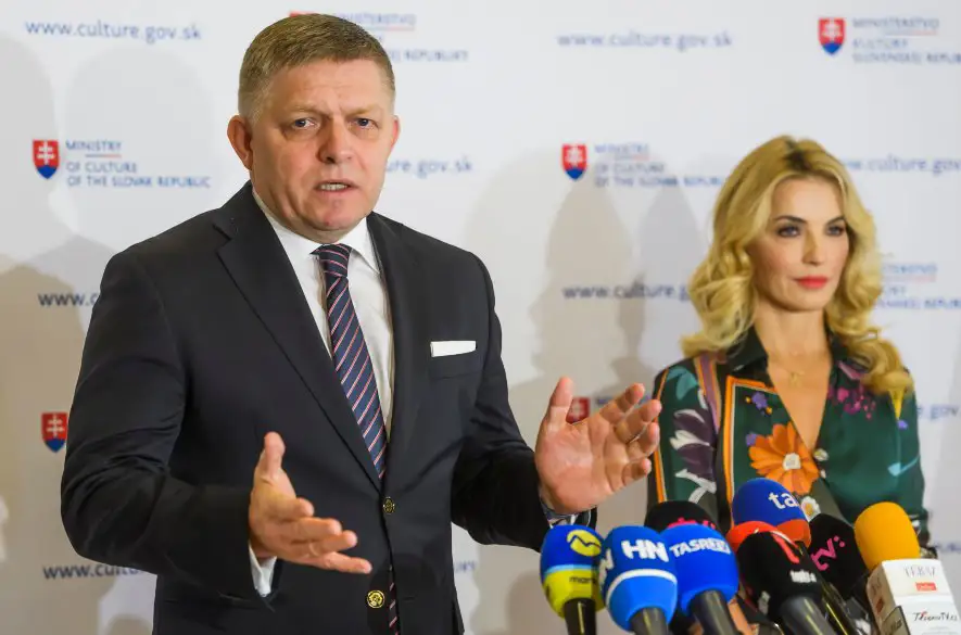 Predseda vlády Fico vyjadril podporu ministerke kultúry Šimkovičovej, ocenil jej kroky smerom k slovenskej národnej kultúre