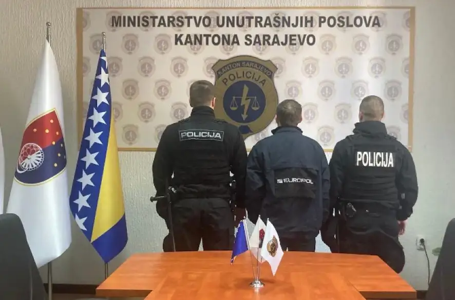V Bosne a Hercegovine zasahoval Europol. Akčný deň bol zameraný na 23 komplicov a skorumpovaných úradníkov