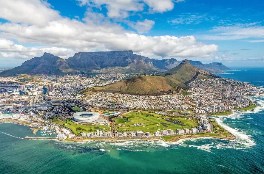 Juhoafrické Kapské Mesto sa do roku 2030 stane najbohatším mestom Afriky