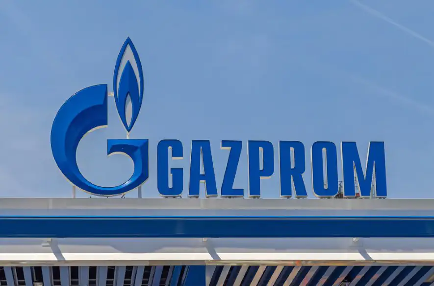 Ruský Gazprom zažaloval tri energetické firmy. Je medzi nimi aj slovenská ZSE