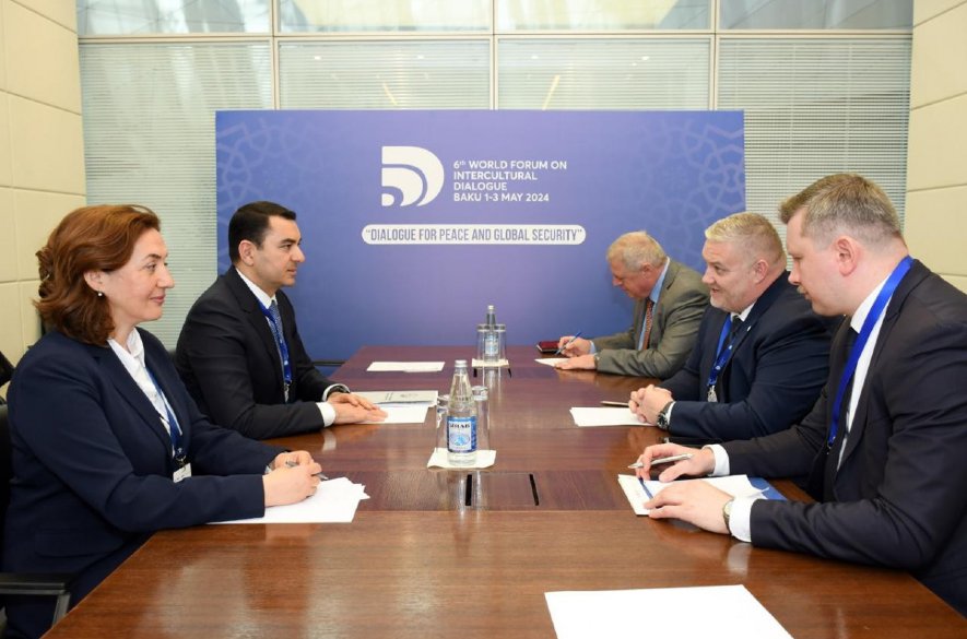 Štátny tajomník Maruška na svetovom fóre v Baku vyzdvihol mierovú úlohu kultúry