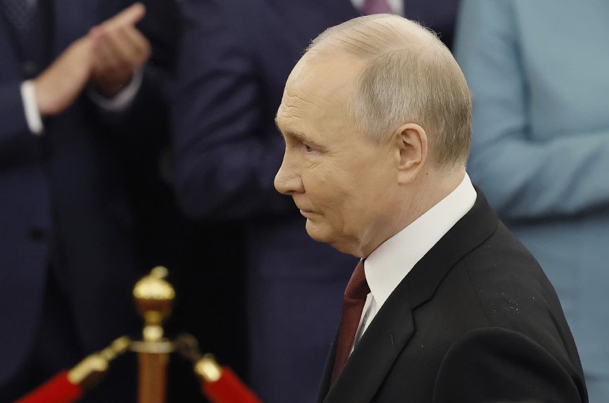Vladimir Putin zložil prísahu v Kremli. Oficiálne sa tak naďalej ujal ruského prezidentského úradu