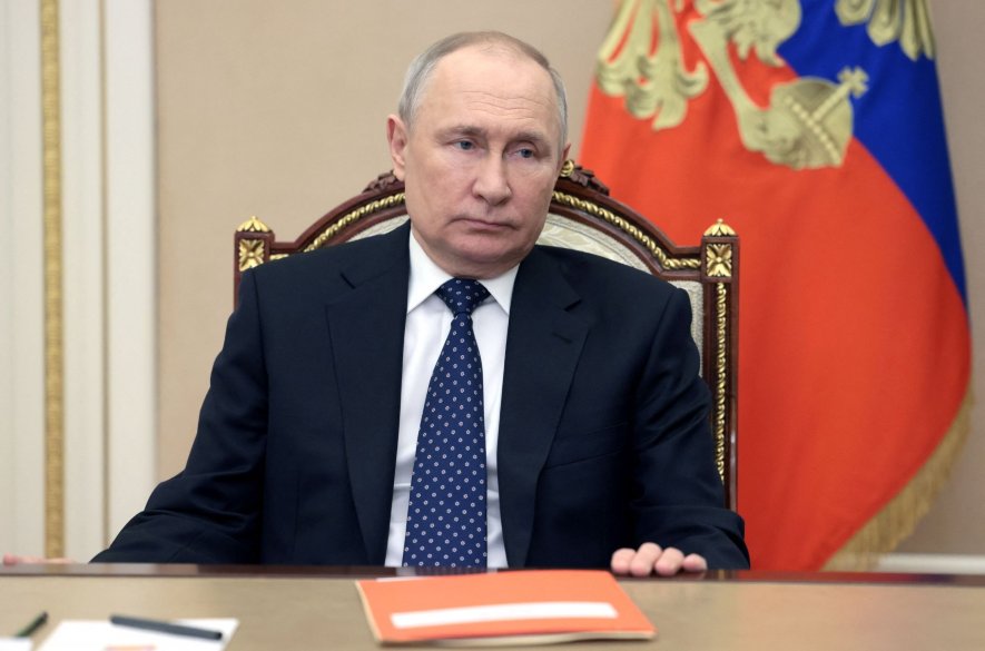 Putin nariadil cvičenia s taktickými jadrovými zbraňami na odstrašenie Západu