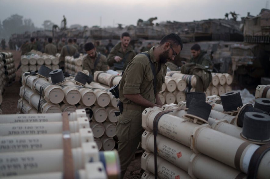 Prečo USA pozastavili dodávky zbraní do Izraela?