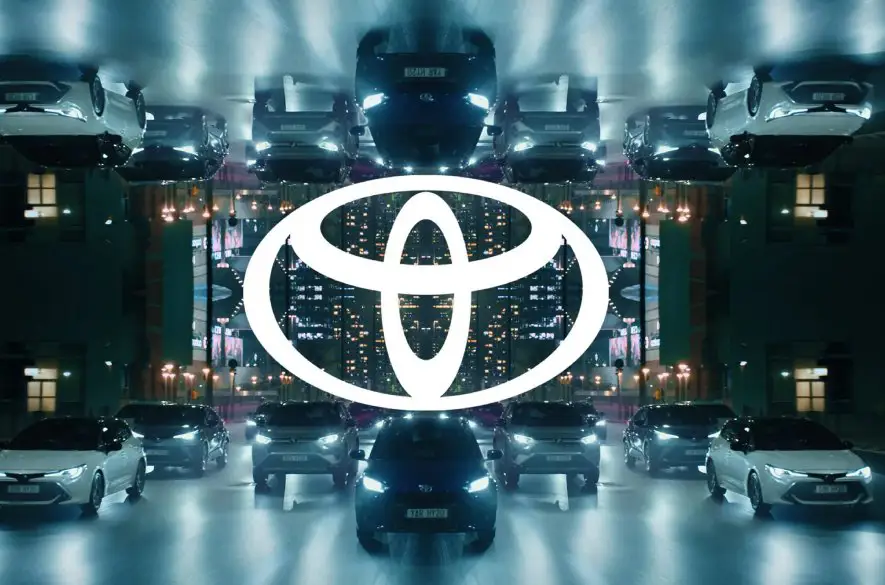 Automobilka Toyota rekordne zvýšila celoročné tržby i zisk
