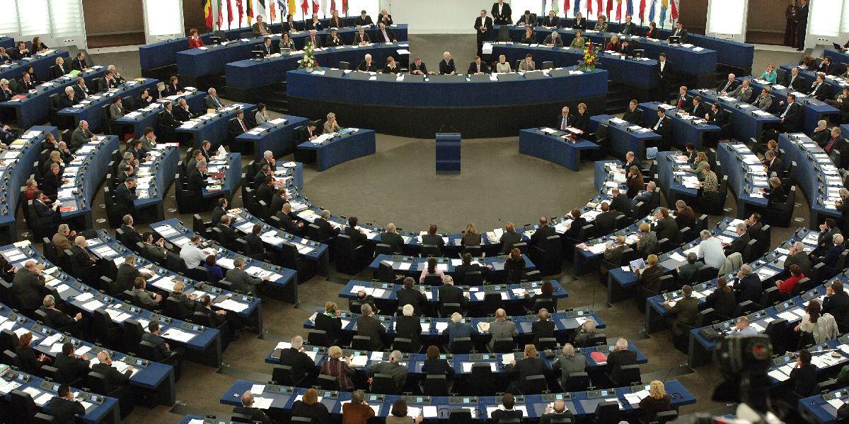 Brusel odporučil začatie prístupových rokovaní so Srbskom